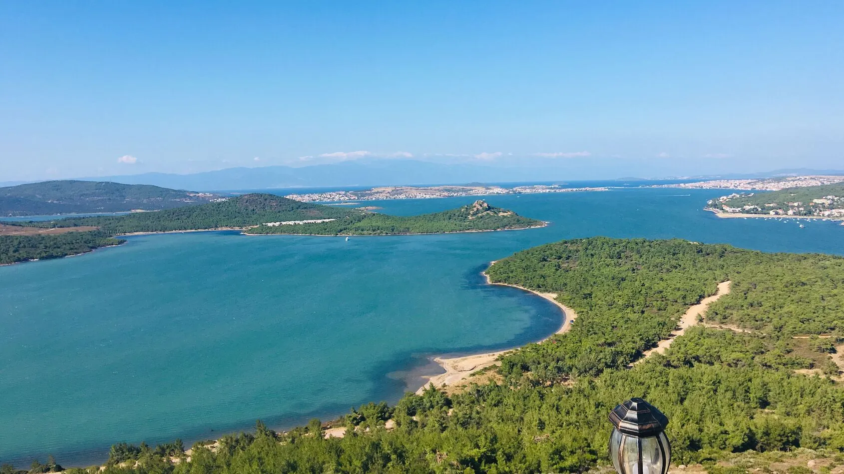 Şeytan Sofrası’ndan Ayvalık Adaları ve Ege Denizi manzarası